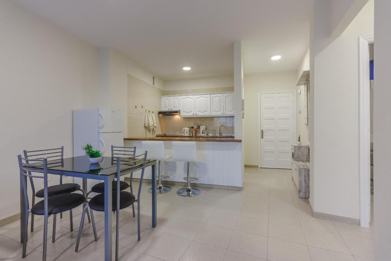 Appartement Seguro Spacious With Roomy Terrace